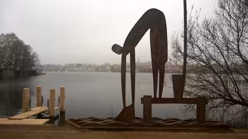 Uferweg und Platz am Bollwerk